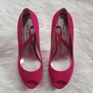 LIMITED EDITION NINE WEST BREAST CANCER